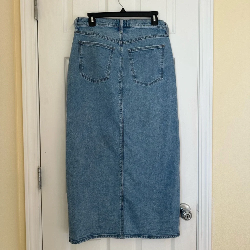 Universal Thread Light Blue Denim Skirt - Picture 6 of 9